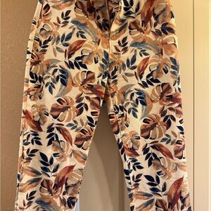 Gloria Vanderbilt Multicolor Floral capri